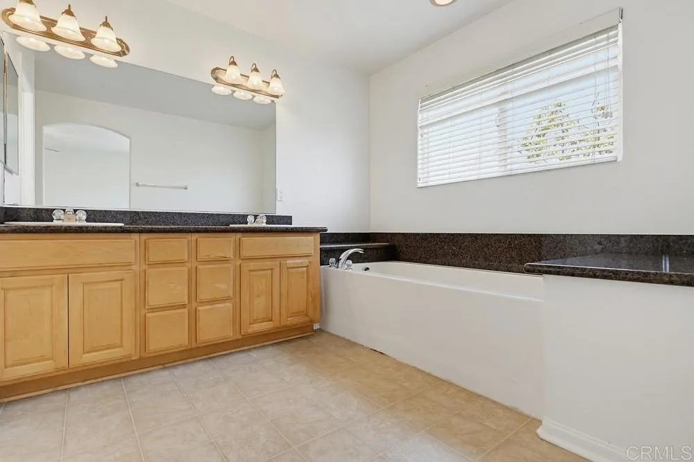 https://cdn.realtyfeed.com/cdn/127/306729466/64cf4cba7a597048741d7bc415ec2f3d.webp