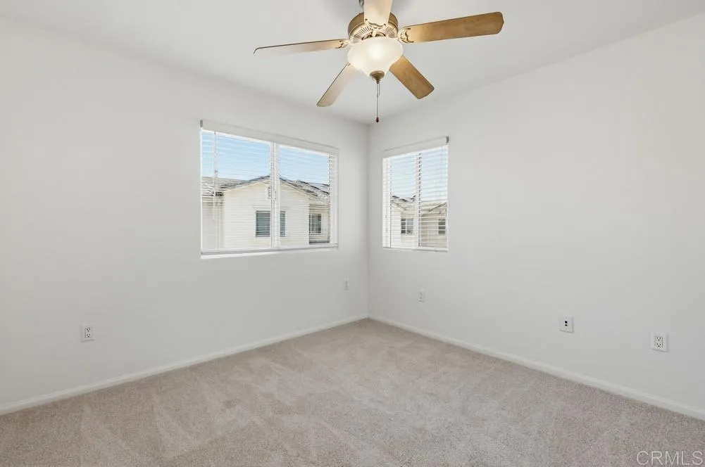 https://cdn.realtyfeed.com/cdn/127/306729466/89d272b42bdf566321a5f29349baebe1.webp