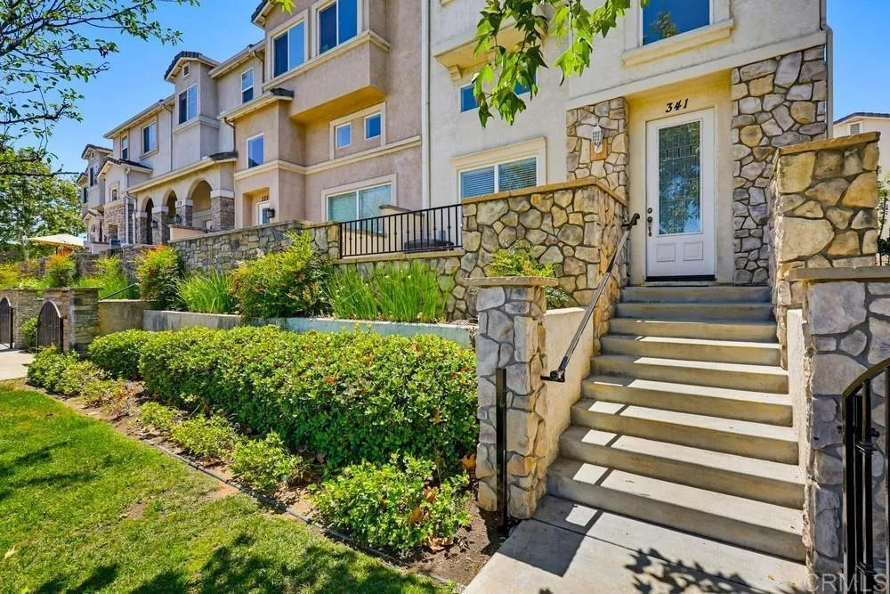 https://cdn.realtyfeed.com/cdn/127/306729466/bc16badda50bf36fb9ba922097e7f41b.webp