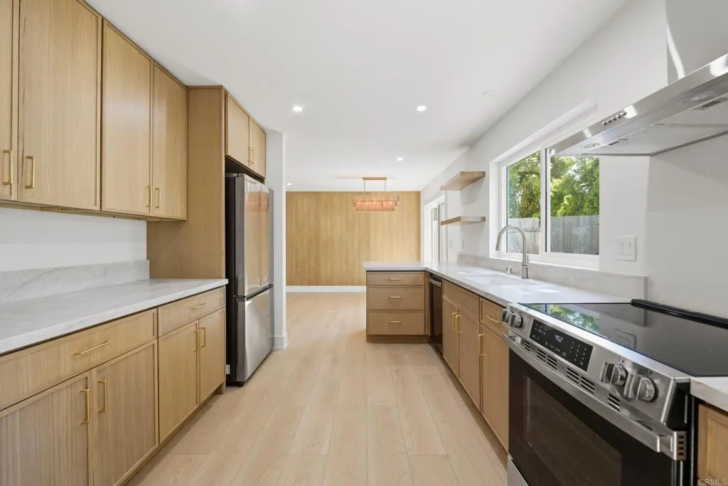 Photo #10: PTP2604084 Listing: Photo #10