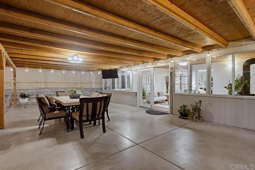 https://cdn.realtyfeed.com/cdn/127/306729501/11f21dd398be11e7666803c509952cfc.webp
