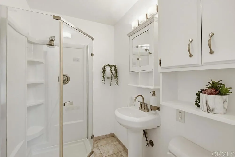https://cdn.realtyfeed.com/cdn/127/306729501/ad23570ef16abc881cc4f5dcce845c80.webp