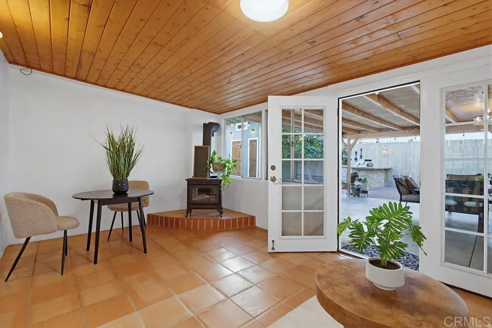 https://cdn.realtyfeed.com/cdn/127/306729501/f3d0364fc88976d7e91ff1eb97809f13.webp