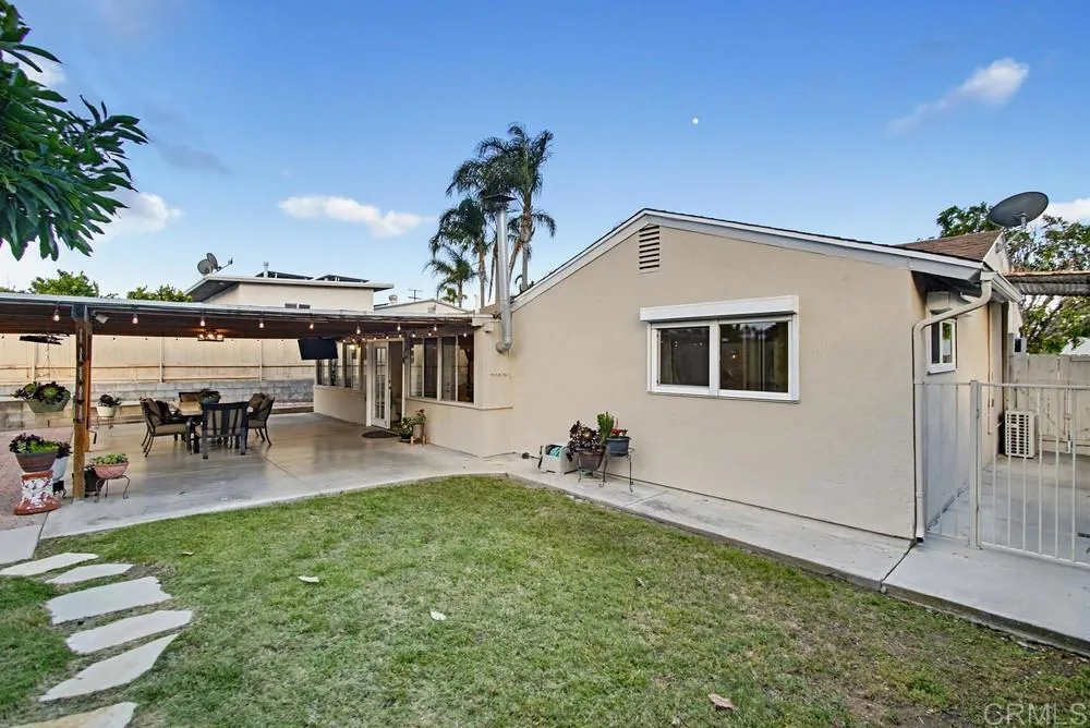 https://cdn.realtyfeed.com/cdn/127/306729501/fb7c6b25da837bae22514fea7dbf15c6.webp