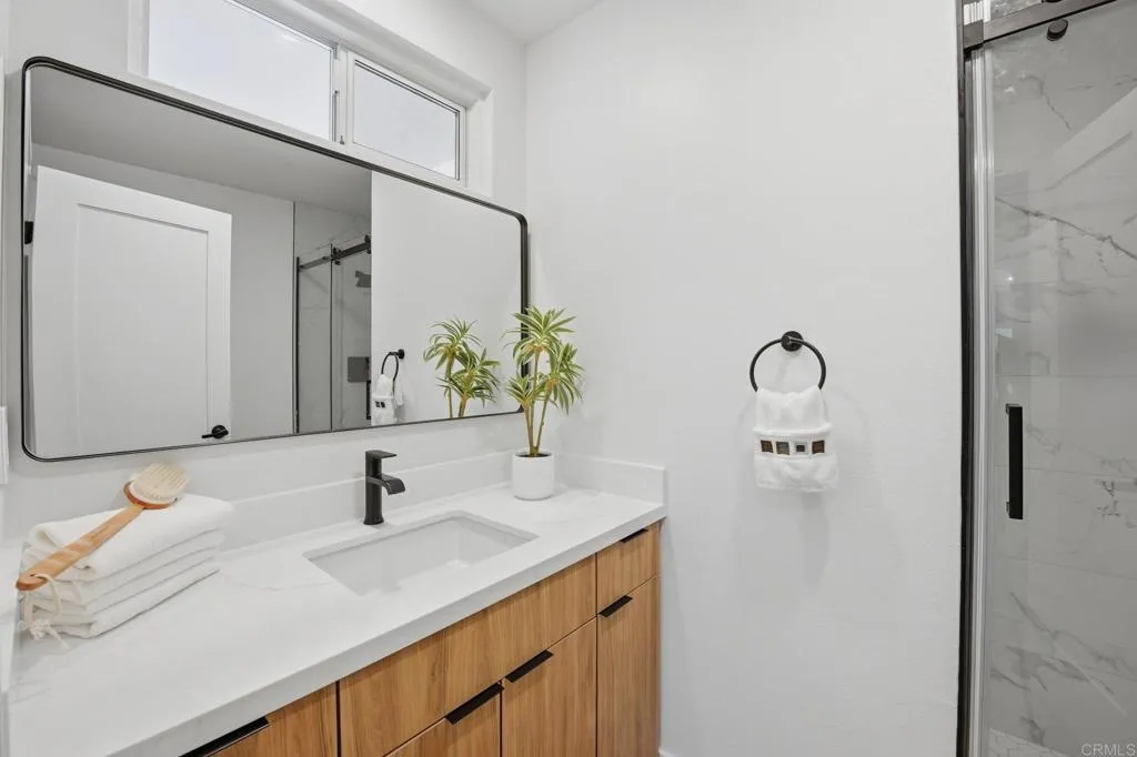 https://cdn.realtyfeed.com/cdn/127/306729543/16ef8ca611da1142d69c75f0a9ed62c1.webp