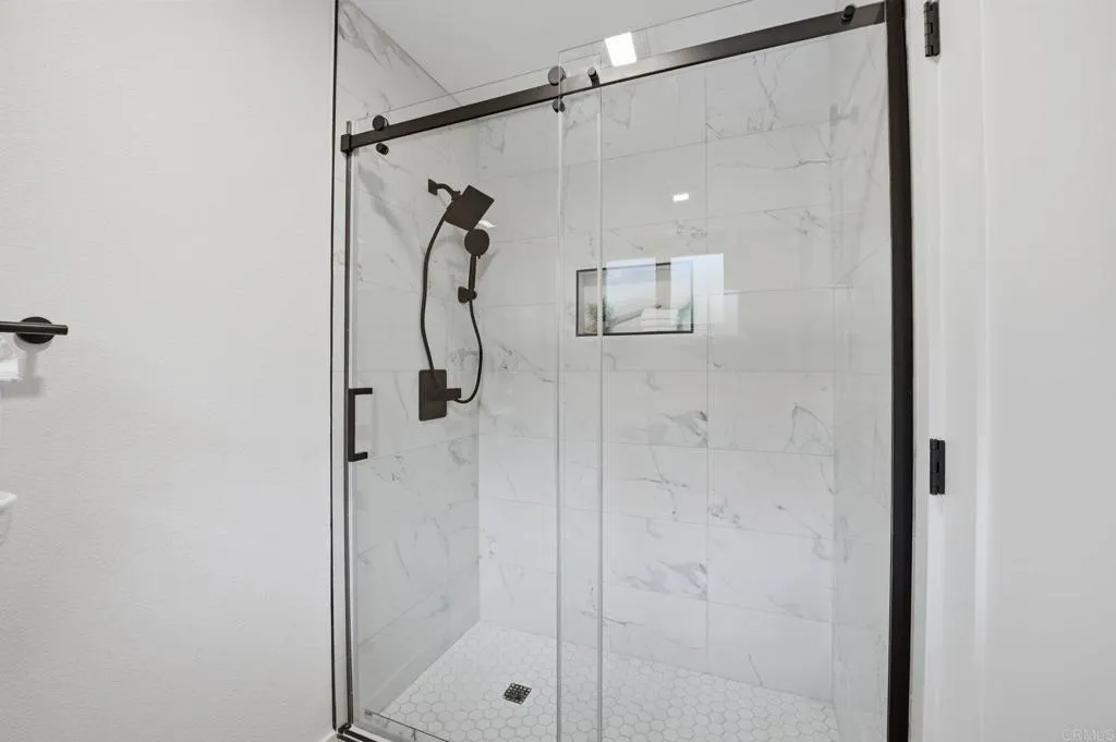 https://cdn.realtyfeed.com/cdn/127/306729543/65453d11943e152d87235b6ebc1756c1.webp