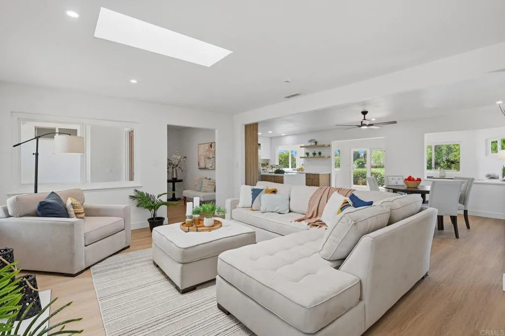 https://cdn.realtyfeed.com/cdn/127/306729543/858db26137bf87347b4e5b580a5cd834.webp