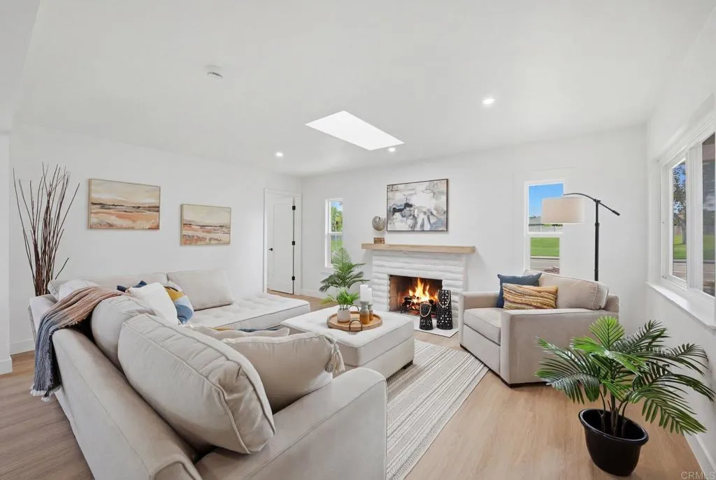 https://cdn.realtyfeed.com/cdn/127/306729543/9bad328b739a03b3349e8abd1bcde04c.webp
