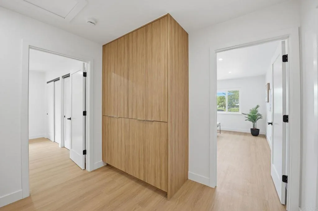 https://cdn.realtyfeed.com/cdn/127/306729543/ea453ecfa642c996c514fb52a4a093d5.webp