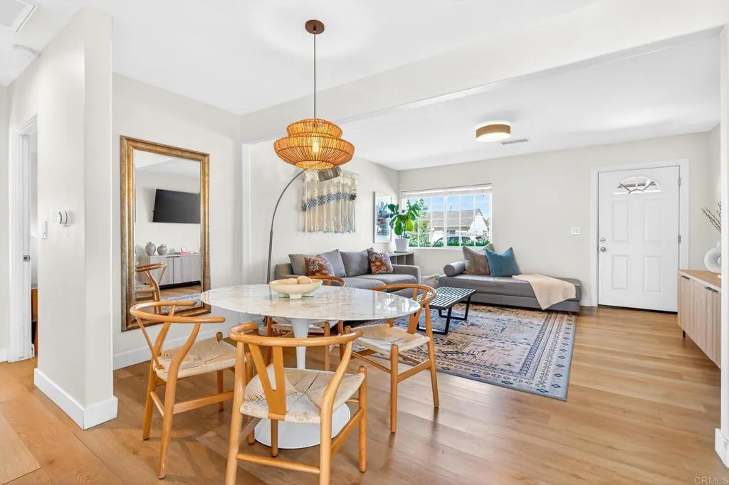https://cdn.realtyfeed.com/cdn/127/306729560/36cdfa0556674c6683b15b2994d8ccf7.webp