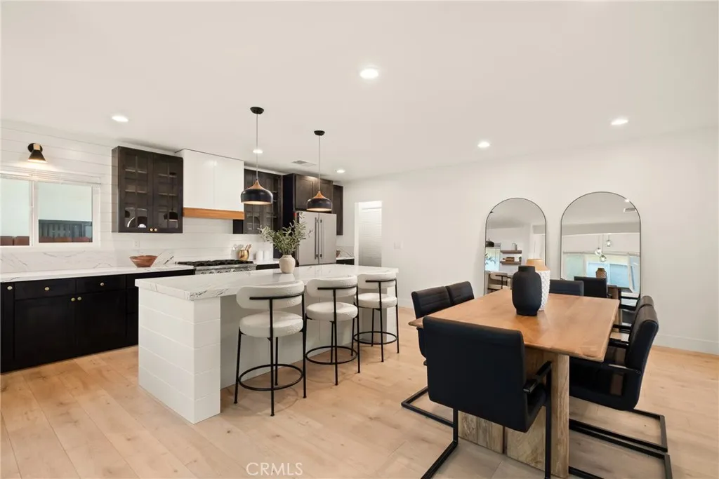 https://cdn.realtyfeed.com/cdn/127/306729601/36f780aa2fa577798f81a74b239bec67.webp