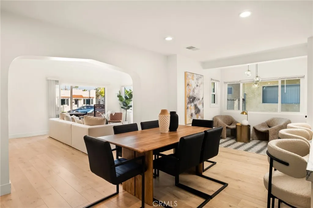 https://cdn.realtyfeed.com/cdn/127/306729601/a06987ae26f75d03903aac13d9123274.webp