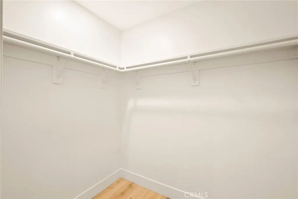 https://cdn.realtyfeed.com/cdn/127/306729601/fce4389c5f8254c6df7e731613873913.webp