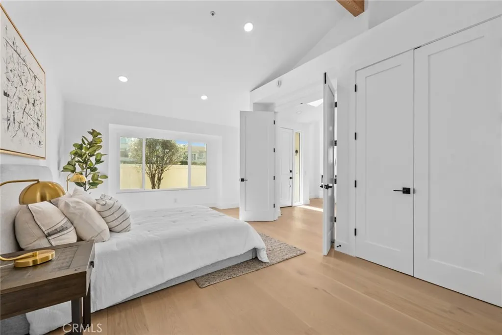 Photo #18: IV26115941 Listing: Photo #18