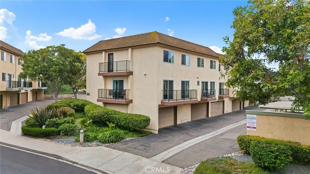https://cdn.realtyfeed.com/cdn/127/306729613/7881bb63a58087a8d4333cc7b922fa09.webp