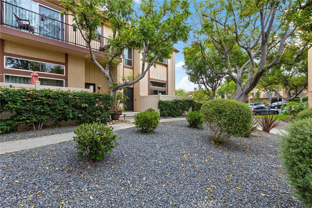 https://cdn.realtyfeed.com/cdn/127/306729613/7ae89c76293b96429bb05f1d75790994.webp