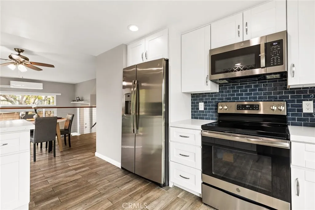 https://cdn.realtyfeed.com/cdn/127/306729613/f208eb042588eaad61e68164fd530bd9.webp