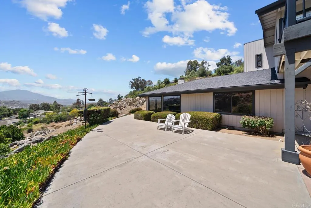 https://cdn.realtyfeed.com/cdn/127/306729644/0e3ce4c4bc404be3c1517e518f822624.webp