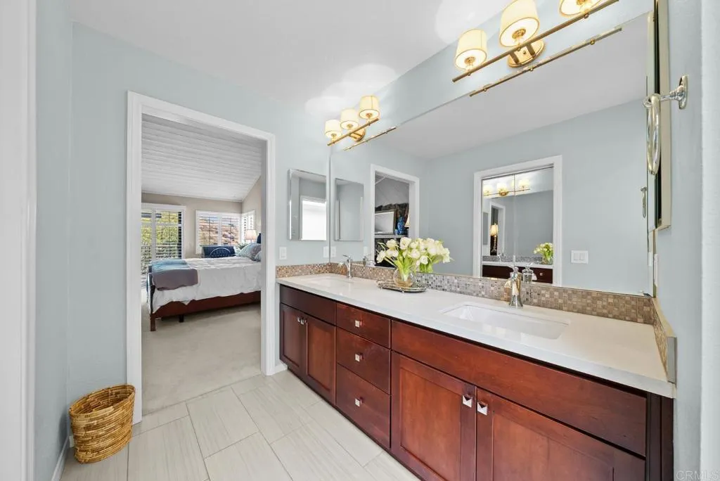https://cdn.realtyfeed.com/cdn/127/306729644/26bc64aad4d3ecb059a6e489beb527f8.webp