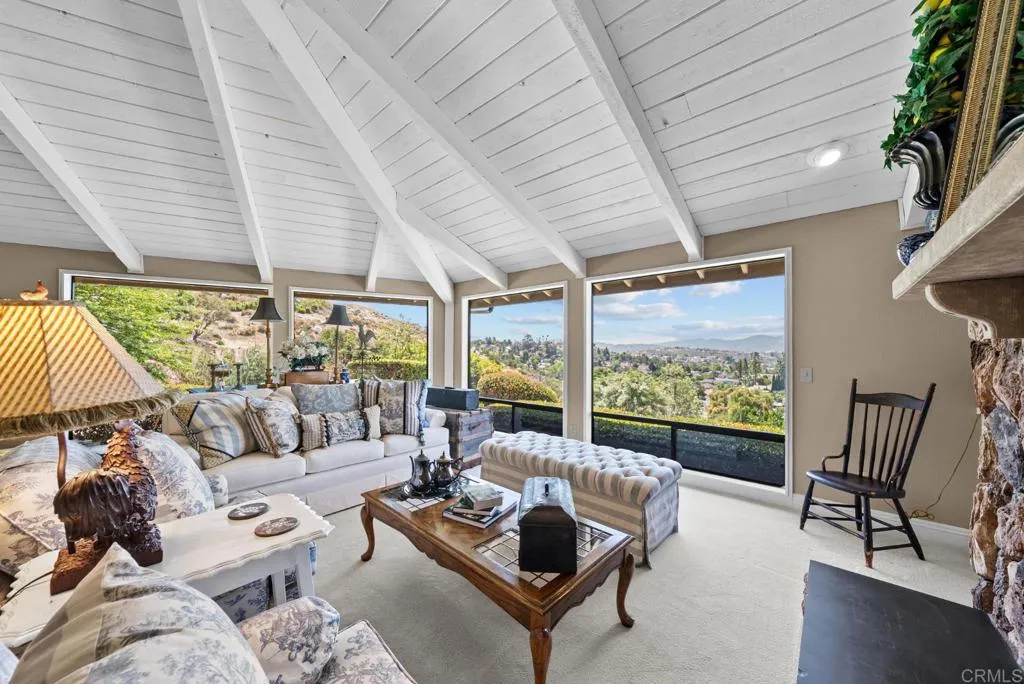 https://cdn.realtyfeed.com/cdn/127/306729644/62eaf77f239d90e72ef726fd7f9662be.webp