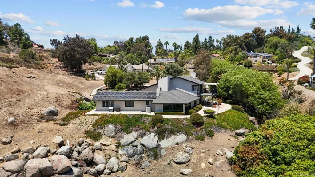 https://cdn.realtyfeed.com/cdn/127/306729644/7f80d894980eb29fddbf92351df2fa6d.webp