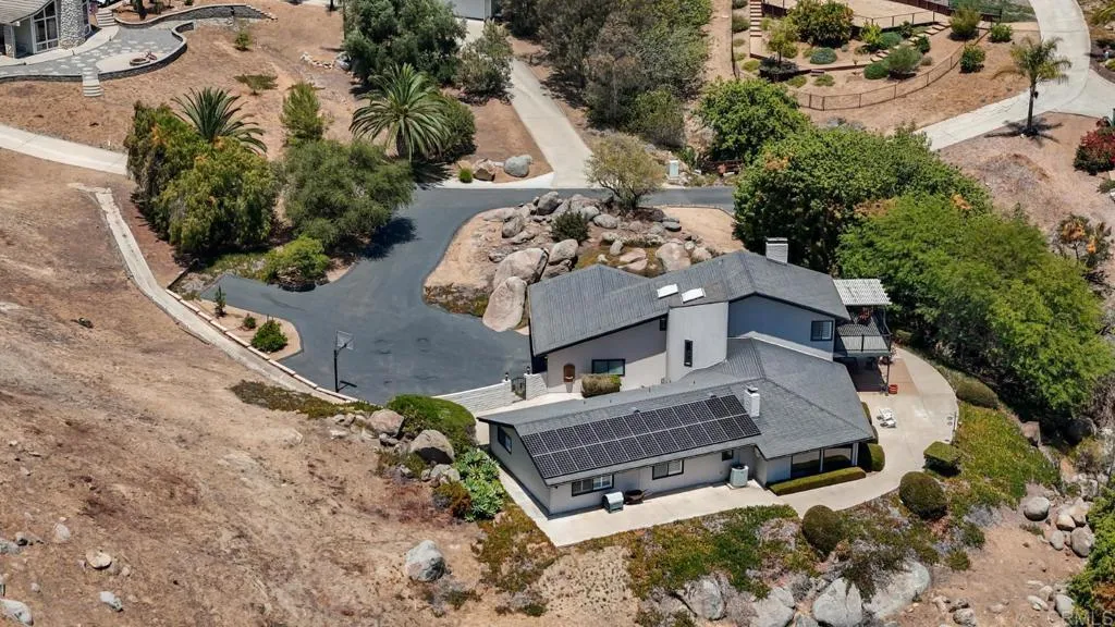 https://cdn.realtyfeed.com/cdn/127/306729644/89e233466bf4cd9f3c158e08a6ccc52f.webp