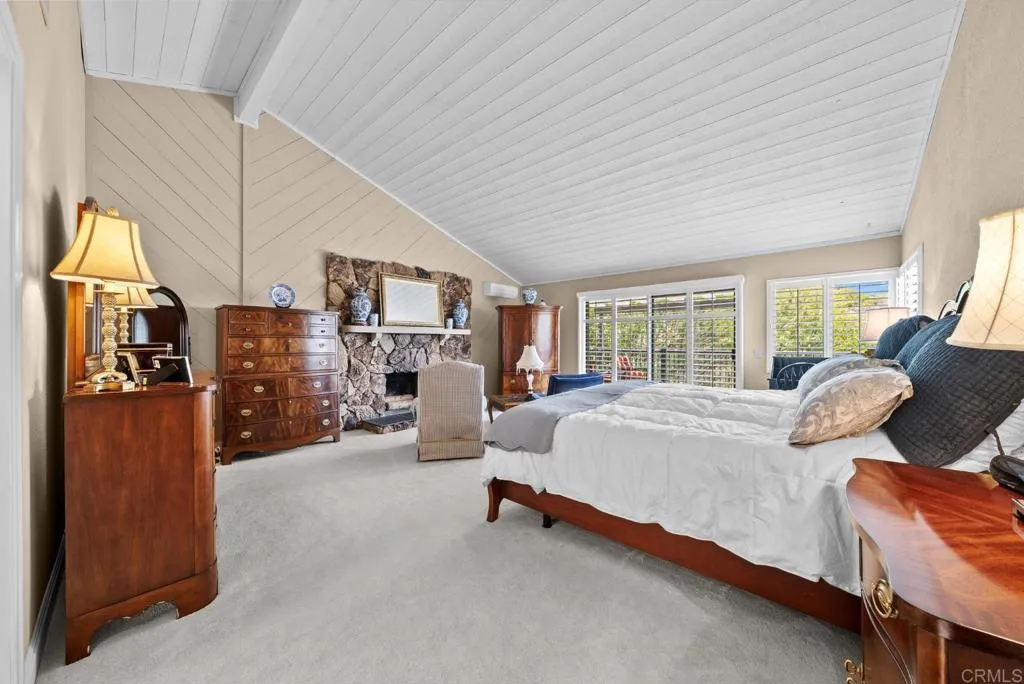 https://cdn.realtyfeed.com/cdn/127/306729644/9f26c1452933b581e38223c8fc846ed1.webp