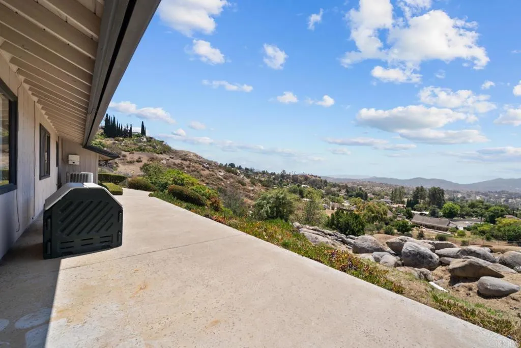 https://cdn.realtyfeed.com/cdn/127/306729644/ab00004ea7aafd2b4feed558bdf6d185.webp