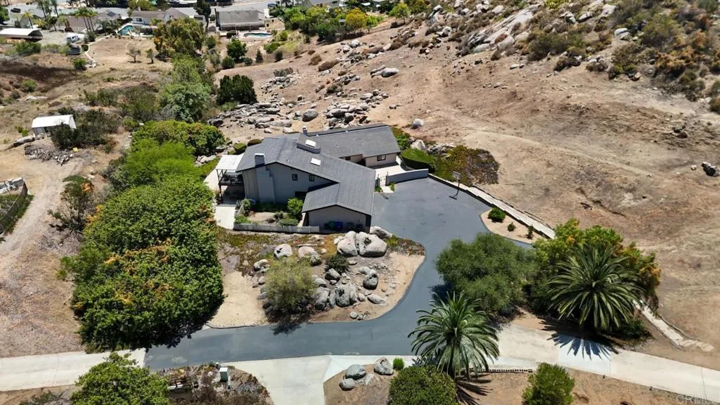https://cdn.realtyfeed.com/cdn/127/306729644/bd1da5719b89fa6e8d99861648c30e0d.webp