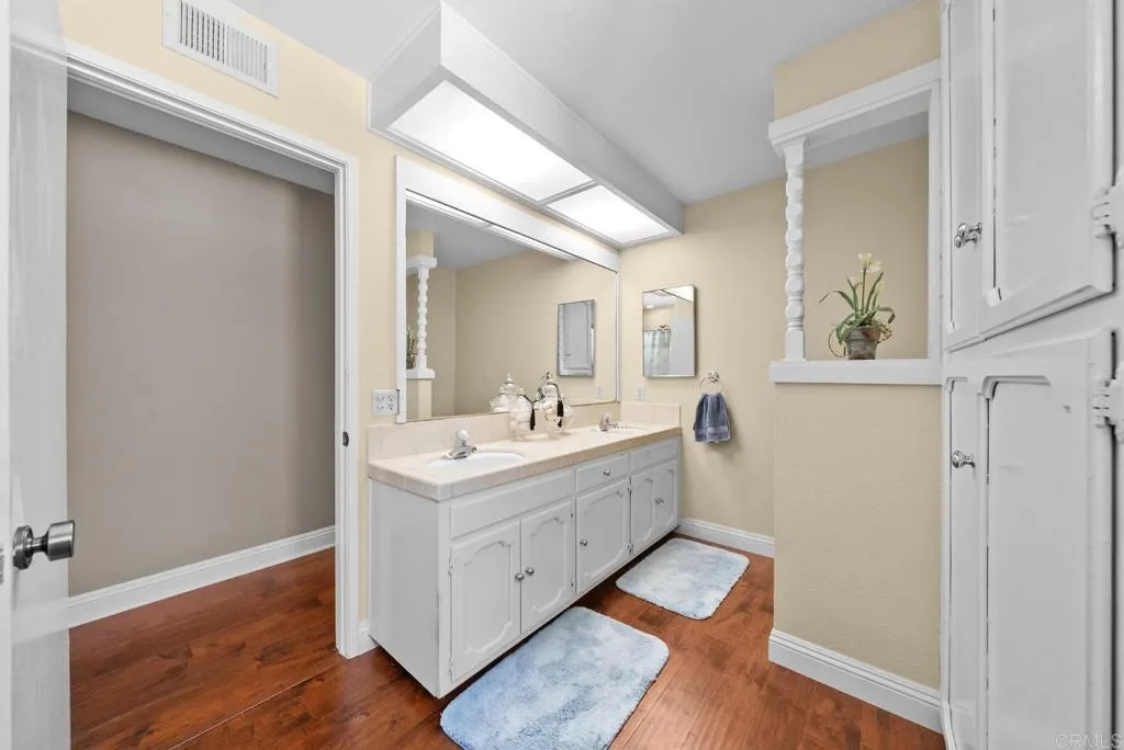 https://cdn.realtyfeed.com/cdn/127/306729644/bd64fcca98f41fc343dfaa8958c07f36.webp