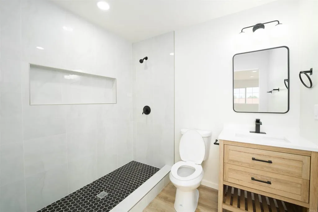 https://cdn.realtyfeed.com/cdn/127/306729645/0dcd1e38017c8bd67f44fc58beab5af6.webp