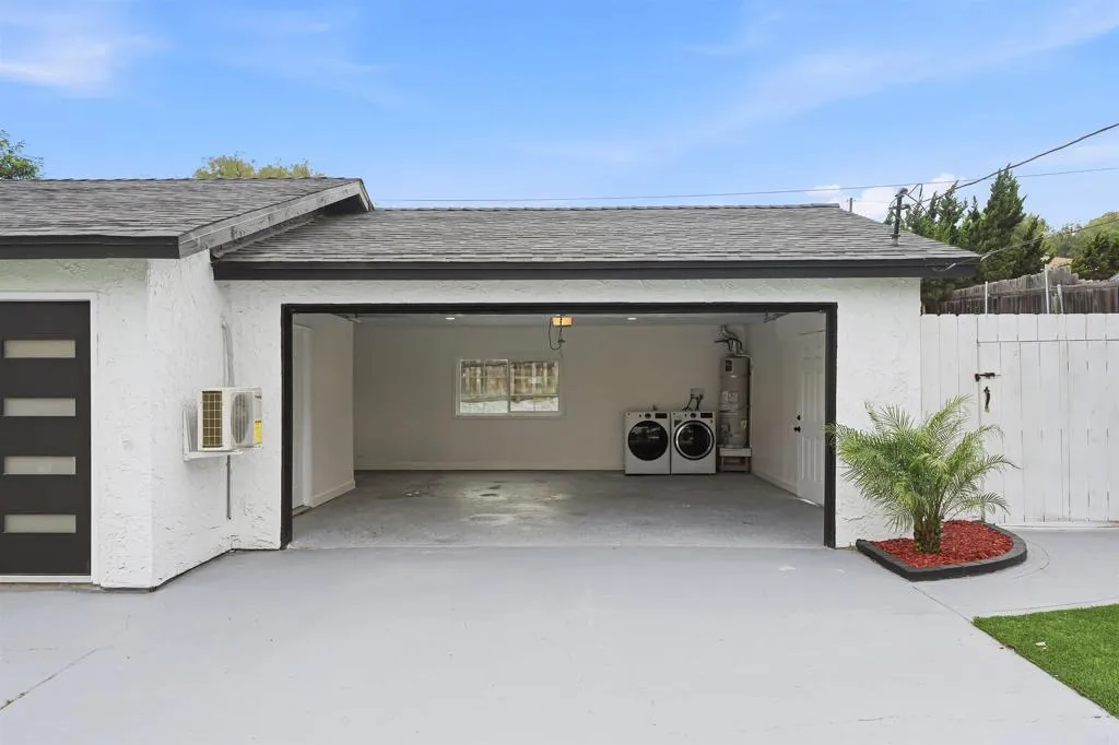 Photo #8: PTP2604093 Listing: Photo #8