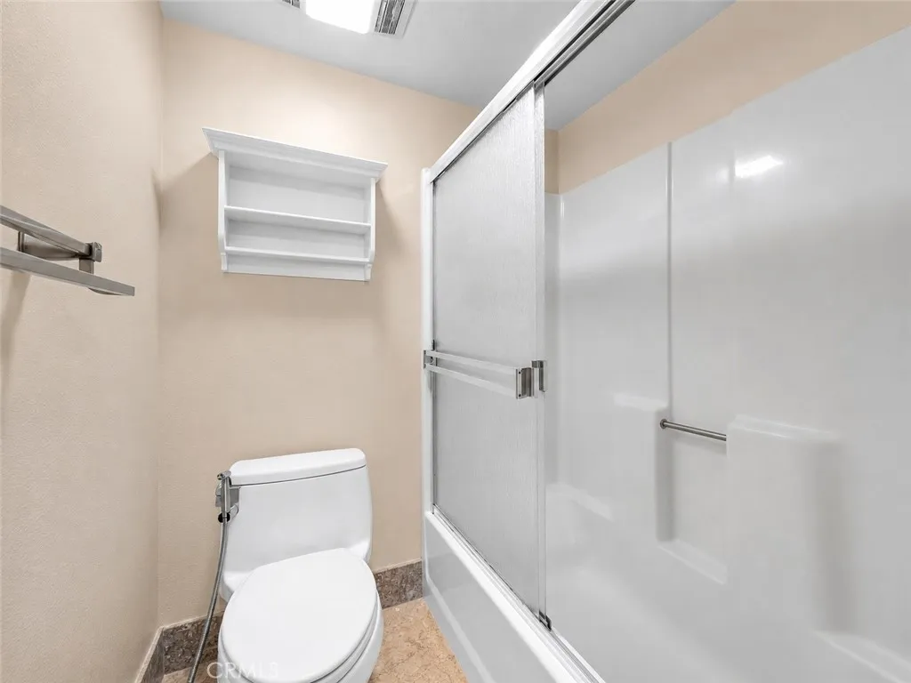 Photo #14: TR26114927 Listing: Photo #14