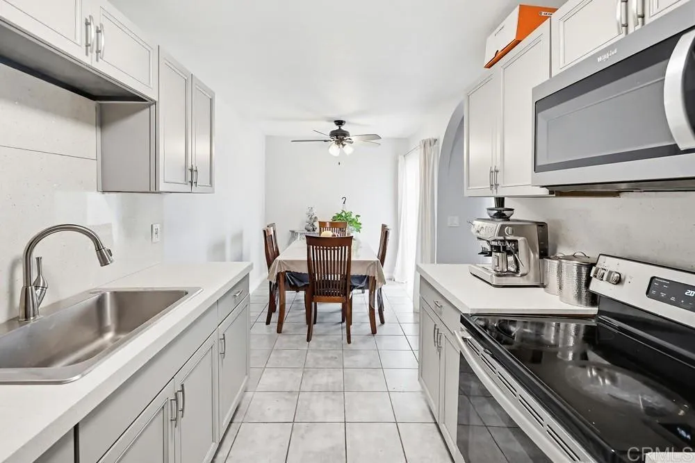 Photo #8: PTP2604095 Listing: Photo #8