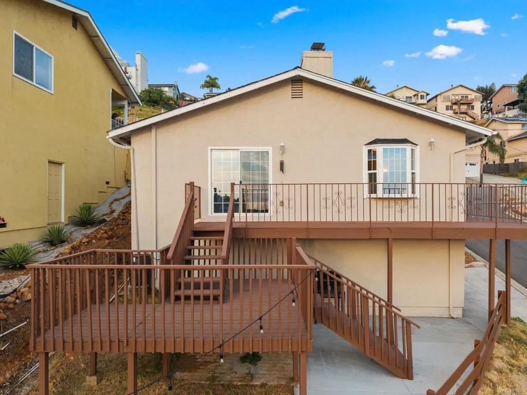 https://cdn.realtyfeed.com/cdn/127/306729702/4dfc11c37a09d9f576c3dabc2446c3b8.webp
