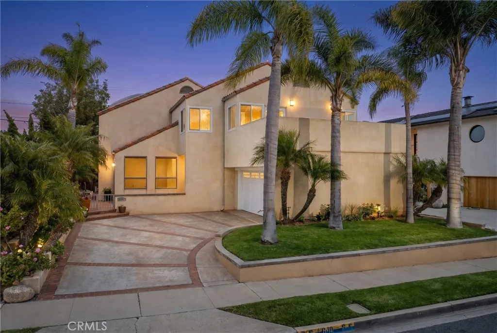 640 Island View