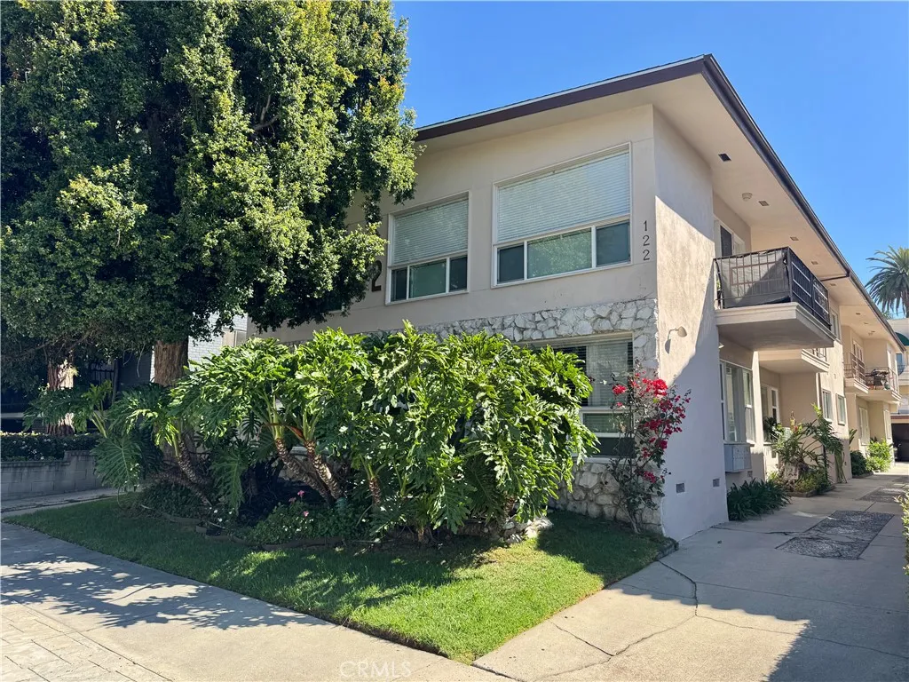 Los Angeles, CA 90048