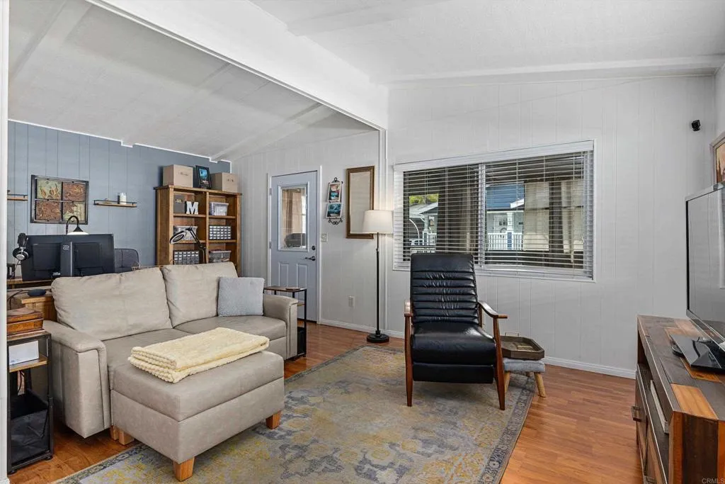 https://cdn.realtyfeed.com/cdn/127/306729744/7a653ca39fcec12d4de4de9a4a0c55d5.webp