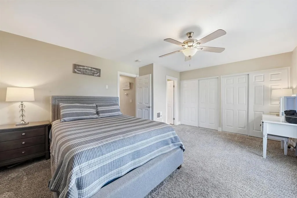 https://cdn.realtyfeed.com/cdn/127/306729812/086179d11a7c774114877696355faa29.webp