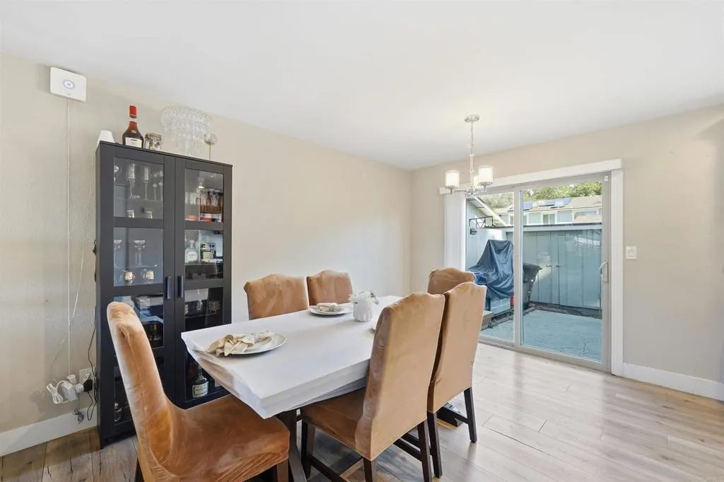 https://cdn.realtyfeed.com/cdn/127/306729812/0970268efad7ce7389b96d7045e312bc.webp