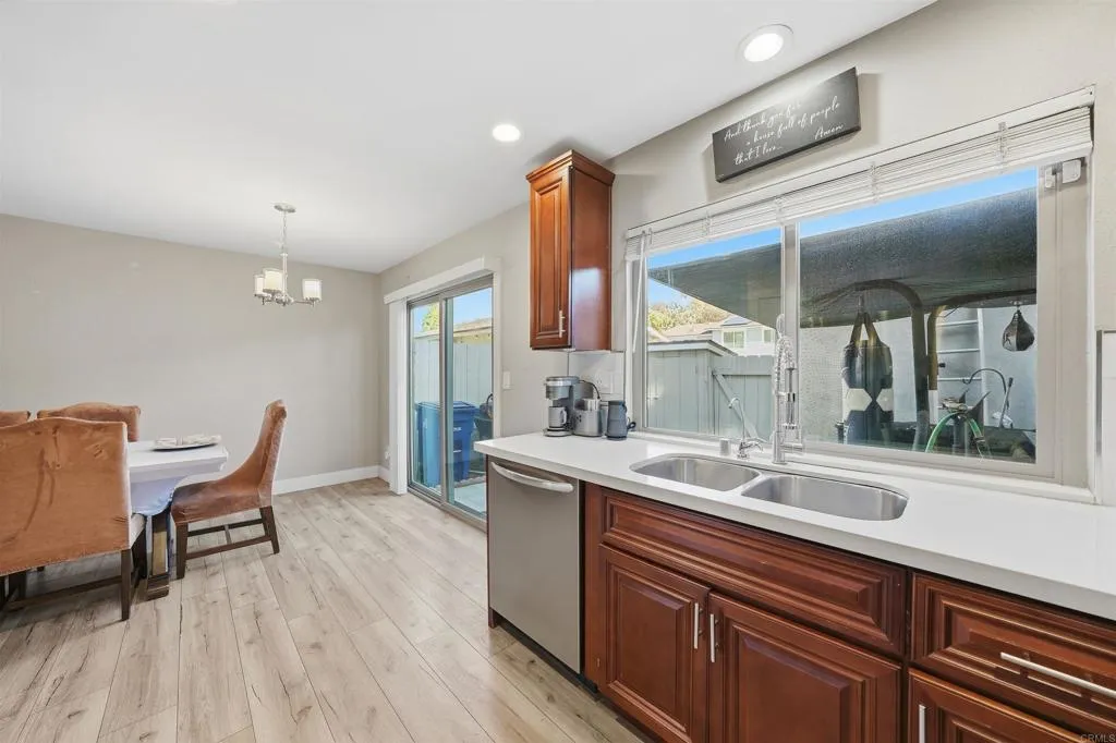 https://cdn.realtyfeed.com/cdn/127/306729812/e40b6039261c2ea878cbe8418a261704.webp