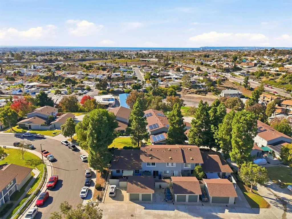 https://cdn.realtyfeed.com/cdn/127/306729812/fa3a499141a36cabc5c49a3d39b3751d.webp