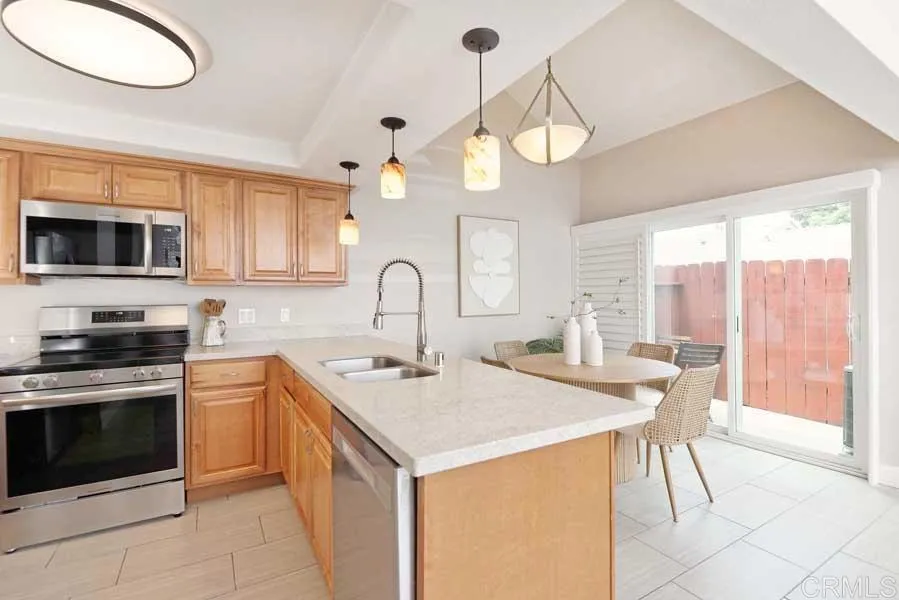 https://cdn.realtyfeed.com/cdn/127/306729822/a6da122a81b749f2f62064f6f4e959e3.webp