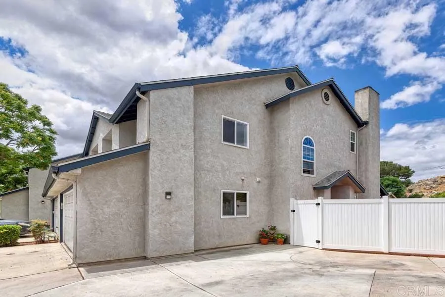 https://cdn.realtyfeed.com/cdn/127/306729822/b92aaceda672ff621cae4c0a2249c31c.webp