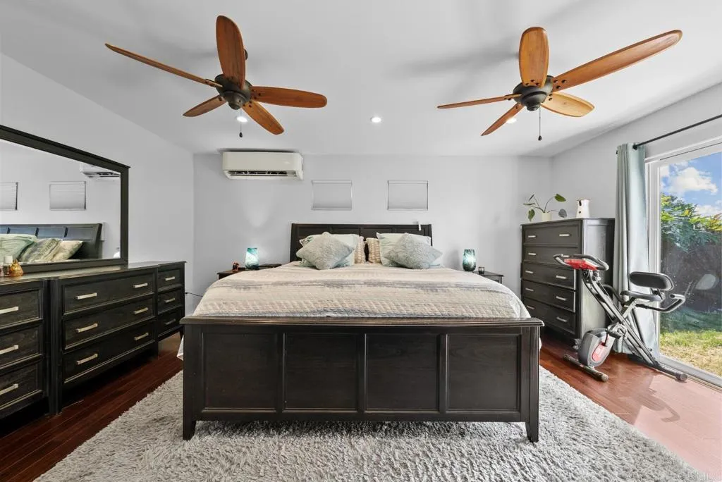 https://cdn.realtyfeed.com/cdn/127/306729825/271b850b97792e40c332f06b7a1297ed.webp
