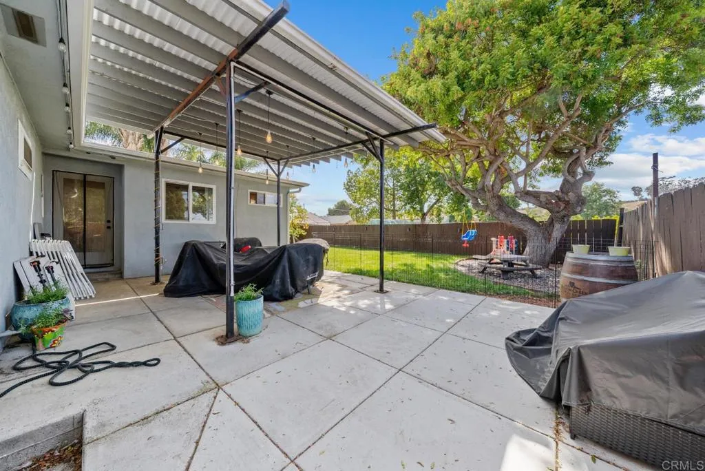 https://cdn.realtyfeed.com/cdn/127/306729825/80004bc3925a96864ed4bc4b63e1c9b9.webp