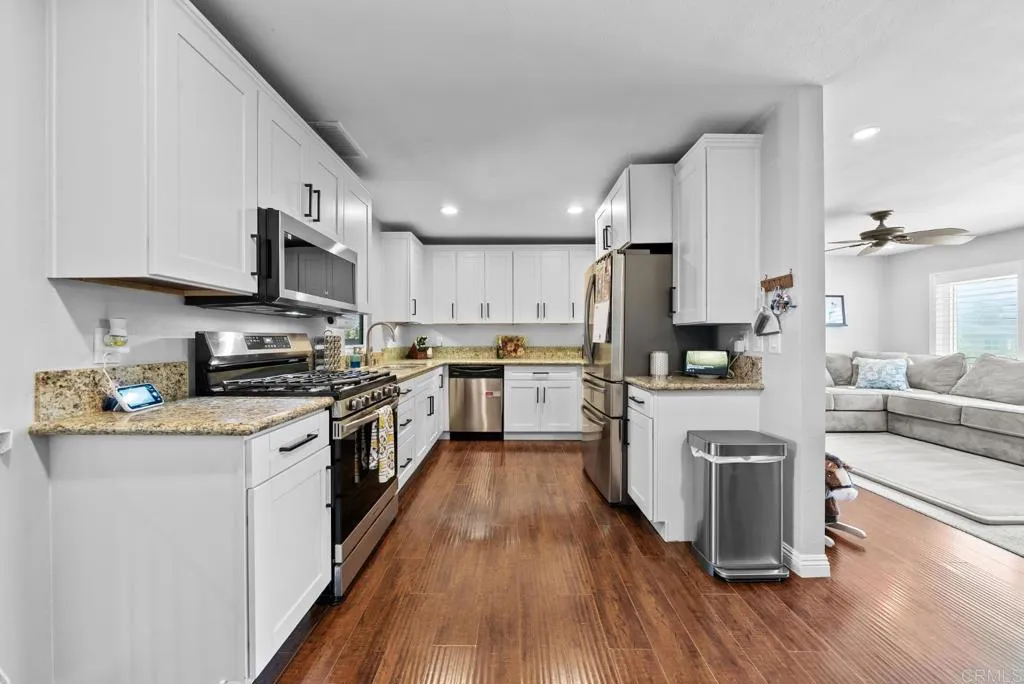https://cdn.realtyfeed.com/cdn/127/306729825/828d6fe0a717fbc84d6178f9513804bd.webp