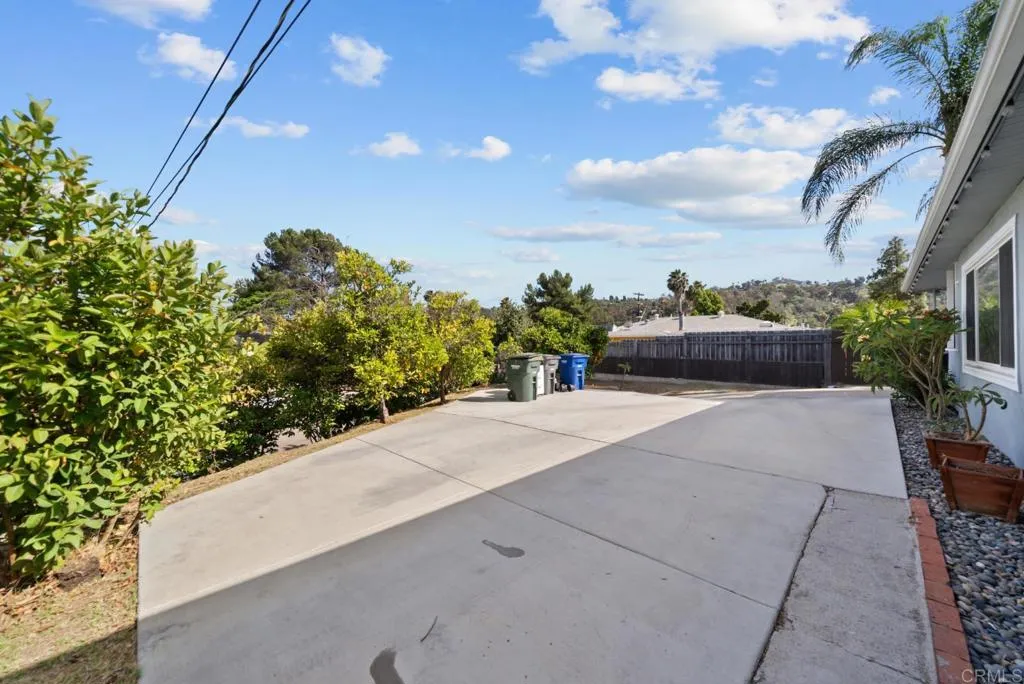 https://cdn.realtyfeed.com/cdn/127/306729825/a60111ede4f0f77a50ca7b7e37a94c8a.webp