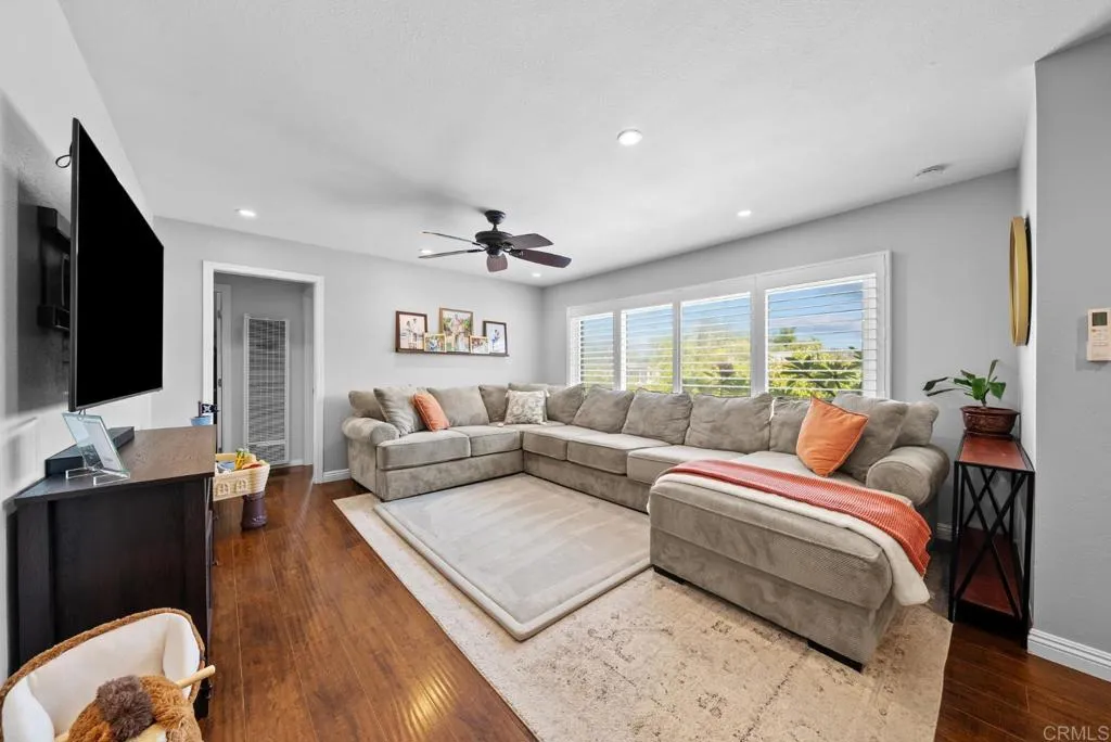 https://cdn.realtyfeed.com/cdn/127/306729825/d6168954ce58cd1dc7ff1ab6d4d38e9c.webp