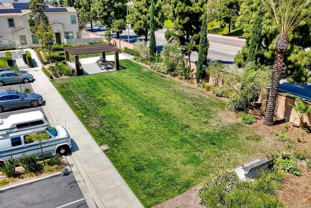https://cdn.realtyfeed.com/cdn/127/306729828/651b9660445d8395981f23ec2e24a133.webp
